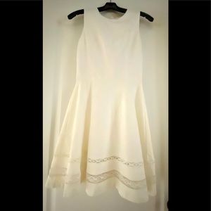 Women’s Sleeveless Dress